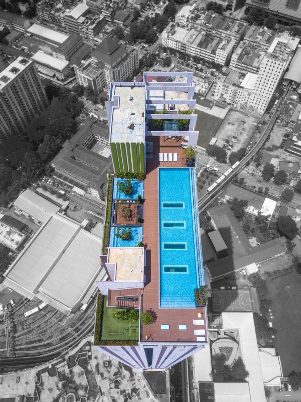 Upper Hotel Suites Kl Sentral Куала Лумпур Екстериор снимка