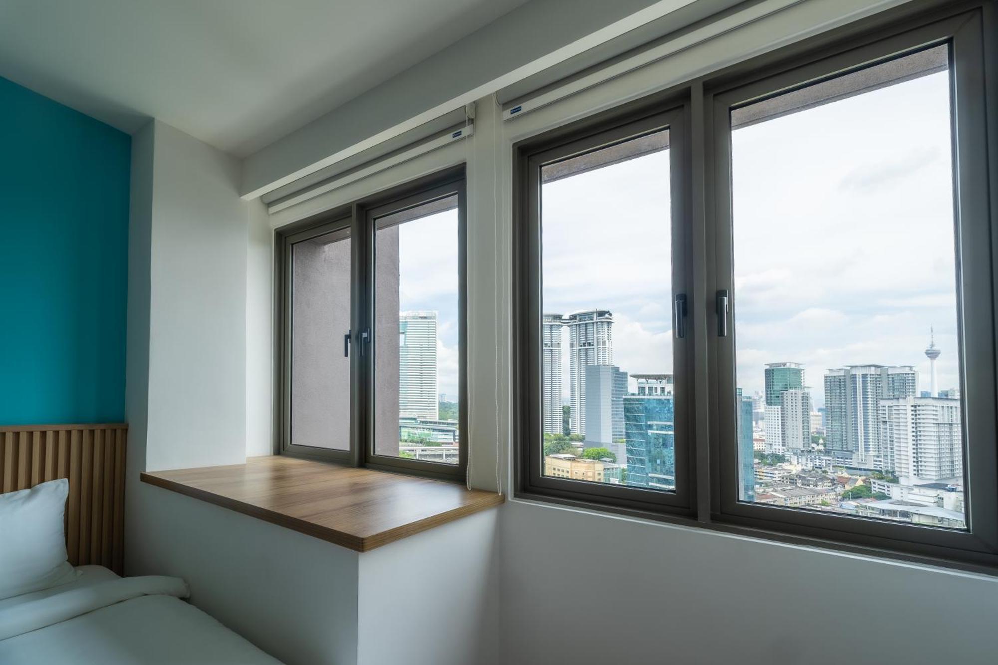 Upper Hotel Suites Kl Sentral Куала Лумпур Екстериор снимка